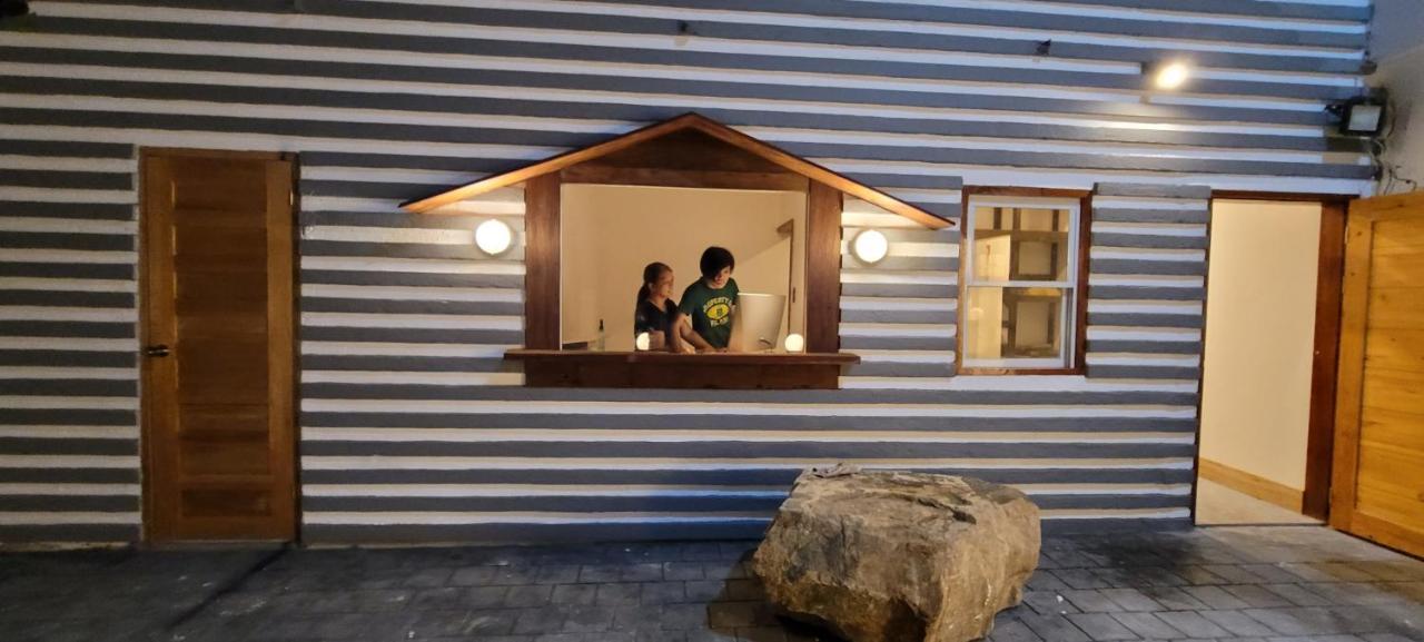 Beachfront Bed & Breakfast サンノゼ エクステリア 写真